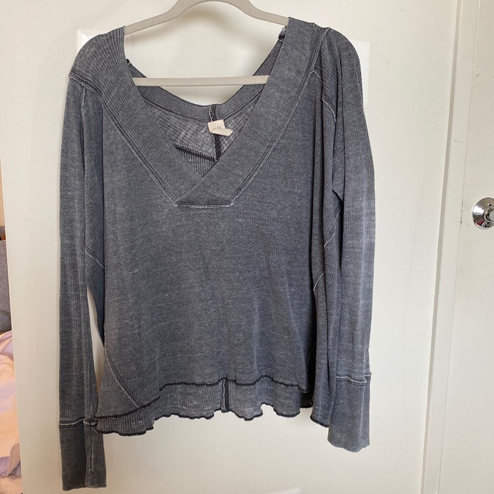 long sleeve lightweight sweater